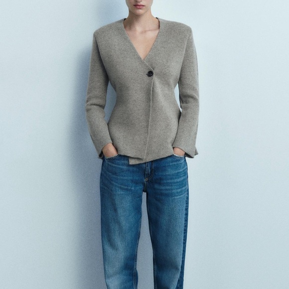 ZARA WOOL BLEND PEPLUM KNIT BLAZER - Picture 2 of 7